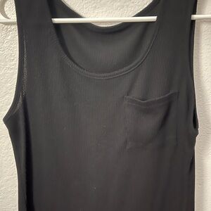 SHEIN Black Ribbed Tank Top